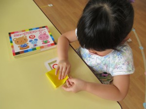 ハチの折り紙製作 年中 学校法人札幌慈恵学園 札幌第一幼稚園